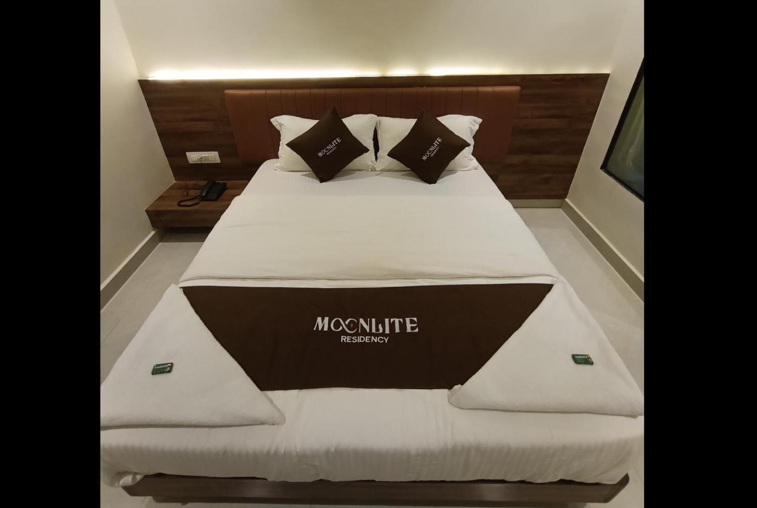 Hotel Moon Lite Residency - Marve Road Malad West Bombay Esterno foto