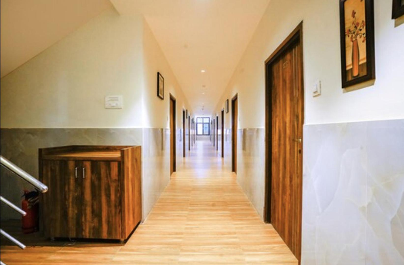 Hotel Moon Lite Residency - Marve Road Malad West Bombay Esterno foto