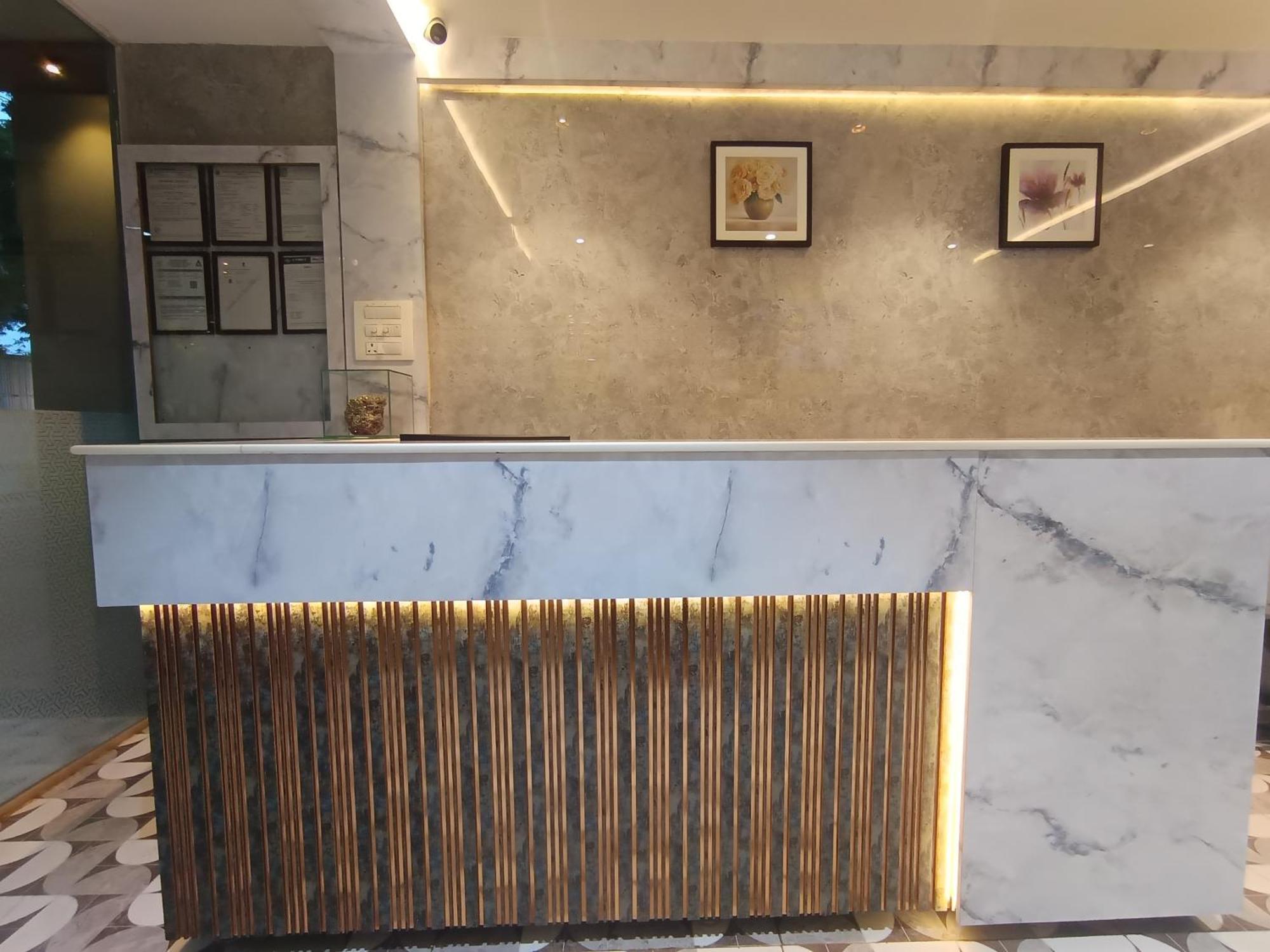 Hotel Moon Lite Residency - Marve Road Malad West Bombay Esterno foto