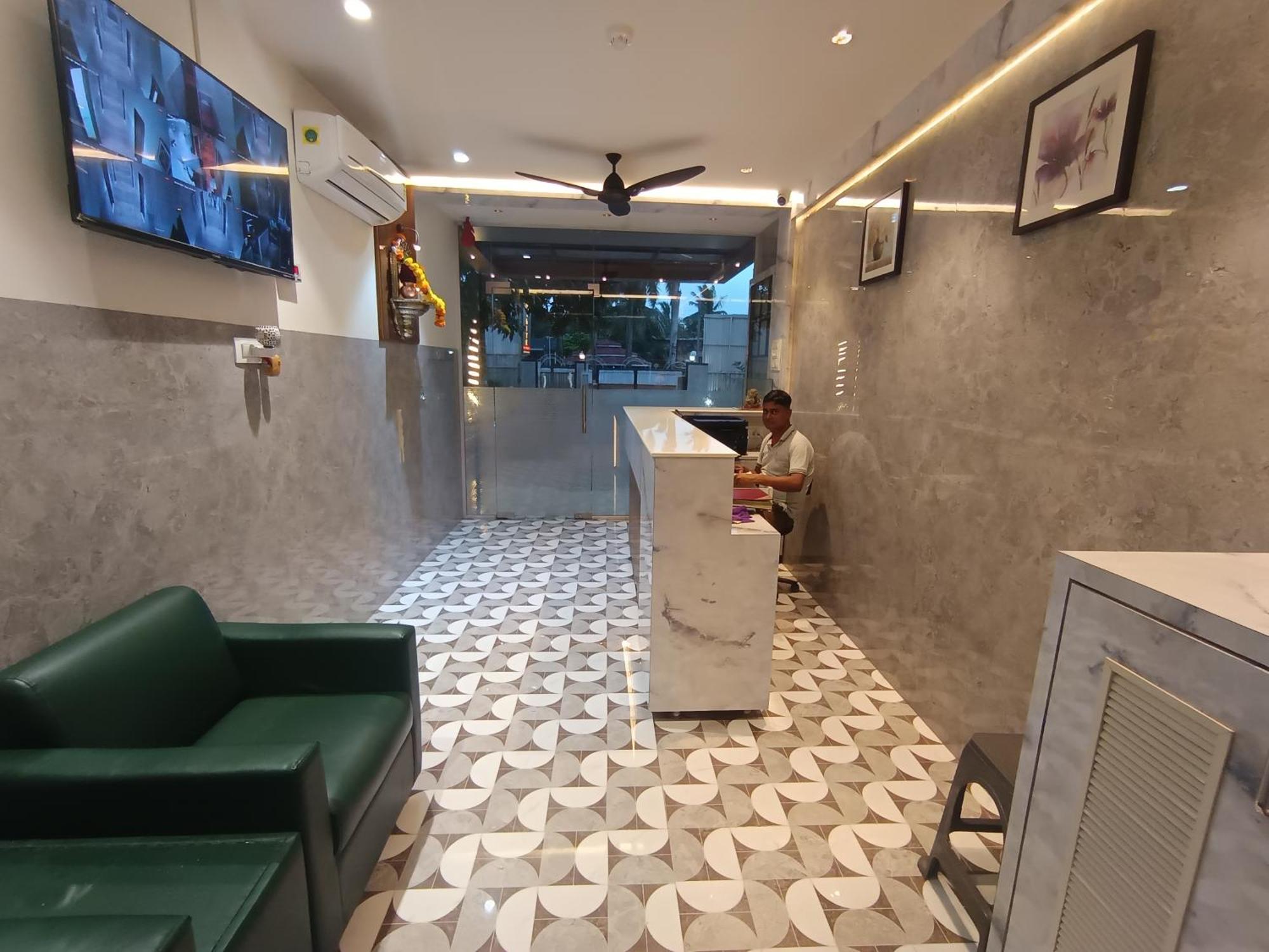 Hotel Moon Lite Residency - Marve Road Malad West Bombay Esterno foto