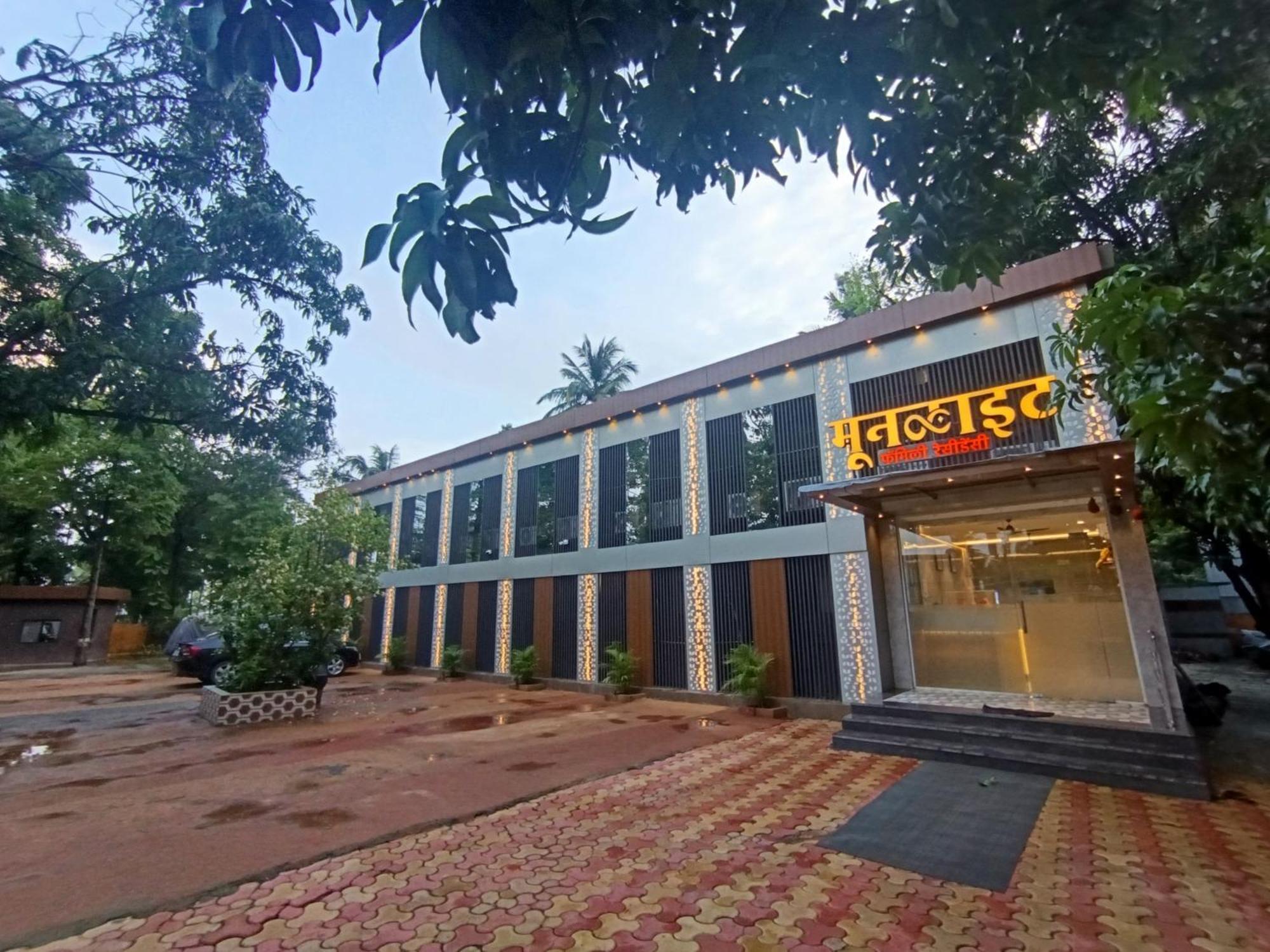 Hotel Moon Lite Residency - Marve Road Malad West Bombay Esterno foto