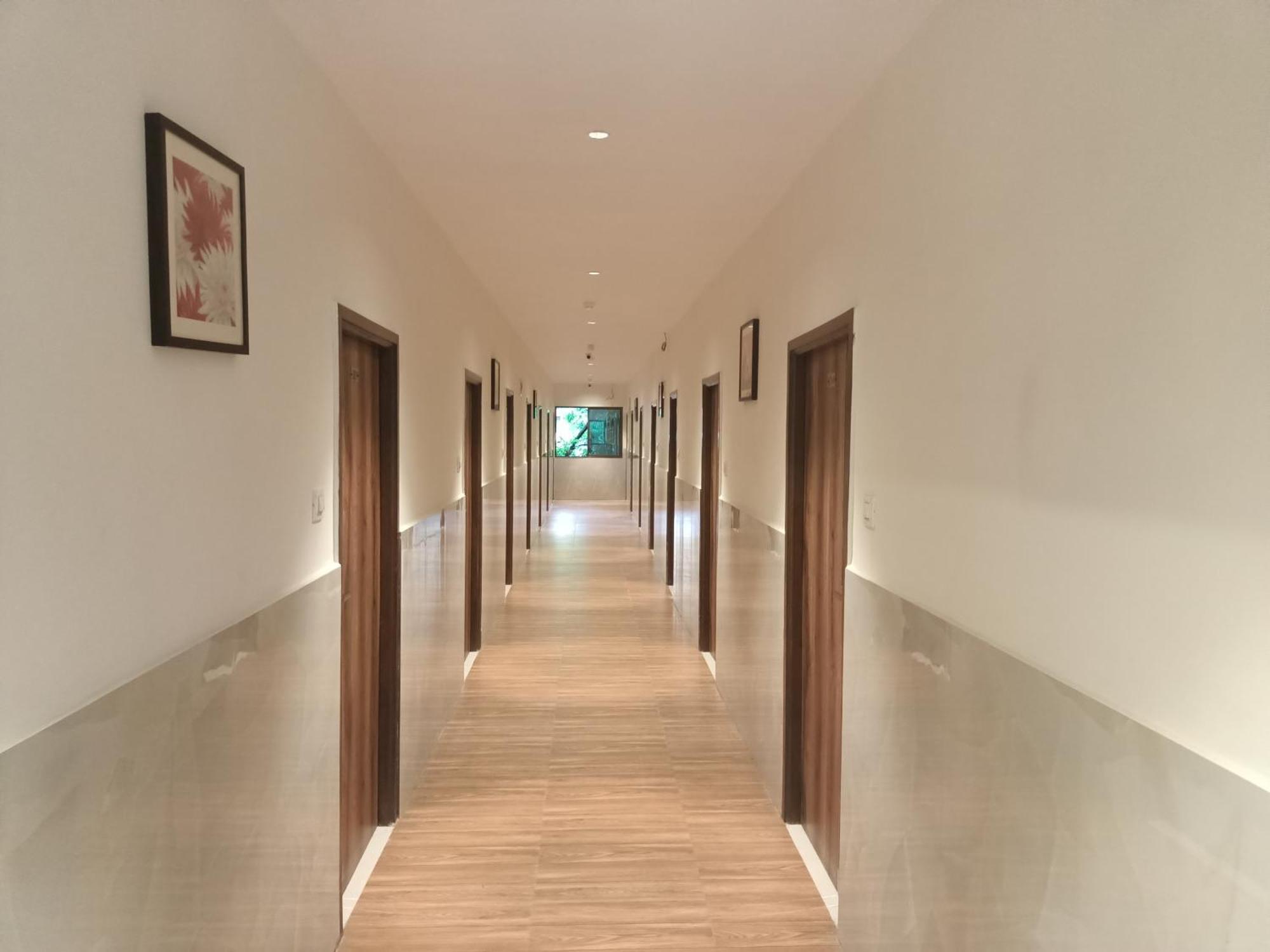Hotel Moon Lite Residency - Marve Road Malad West Bombay Esterno foto