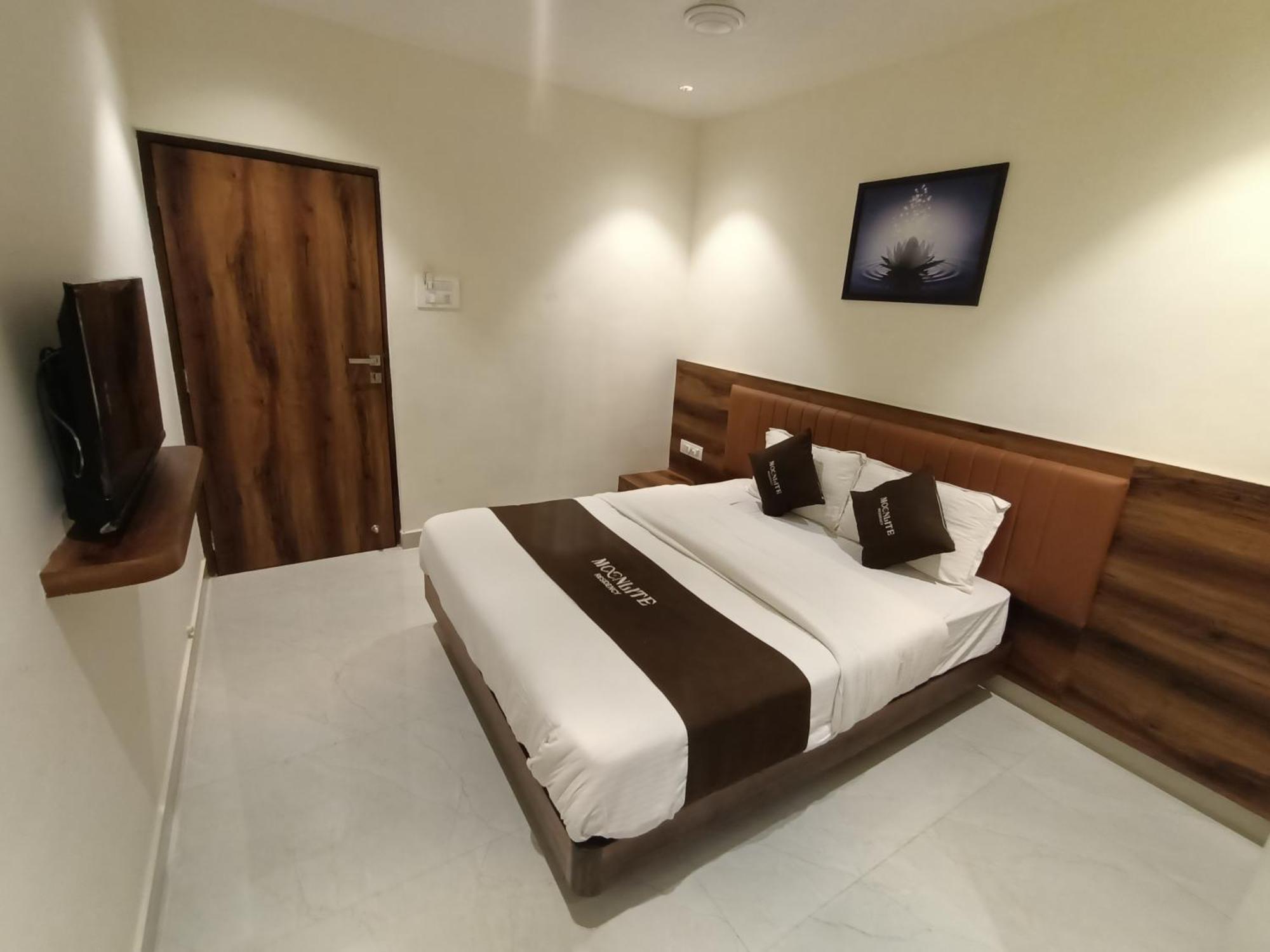 Hotel Moon Lite Residency - Marve Road Malad West Bombay Esterno foto