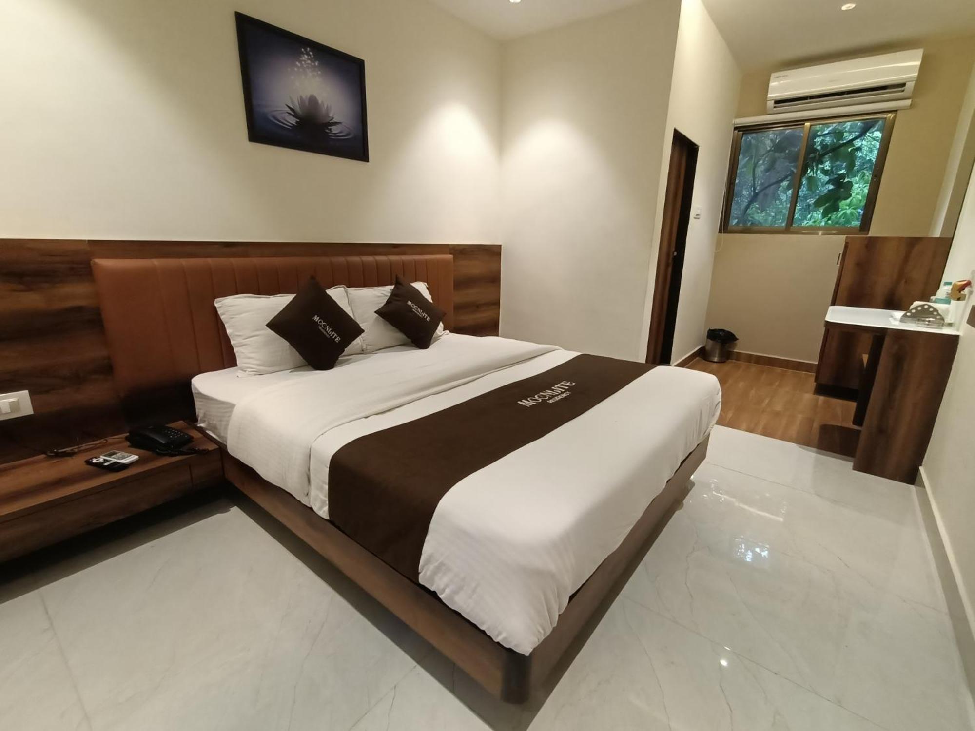Hotel Moon Lite Residency - Marve Road Malad West Bombay Esterno foto