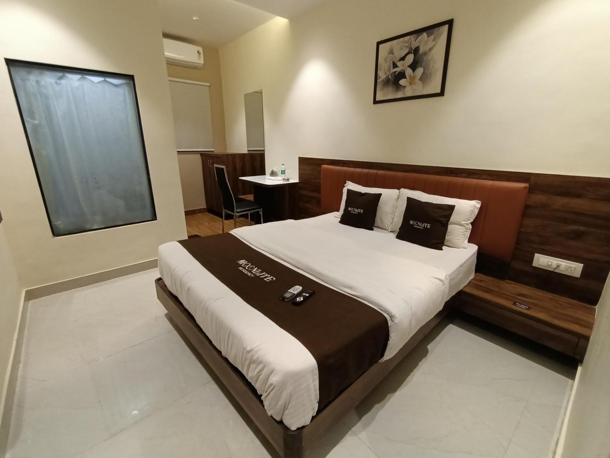 Hotel Moon Lite Residency - Marve Road Malad West Bombay Esterno foto