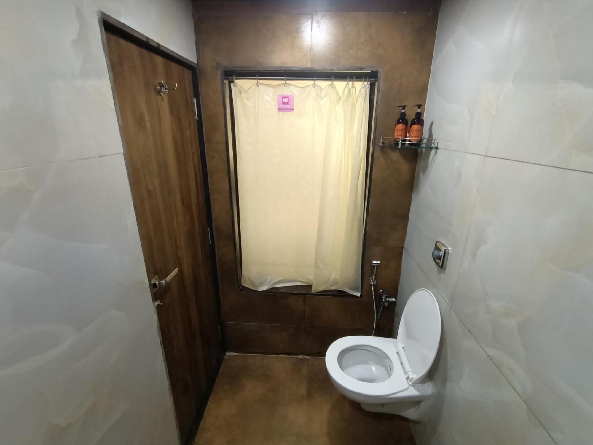 Hotel Moon Lite Residency - Marve Road Malad West Bombay Esterno foto