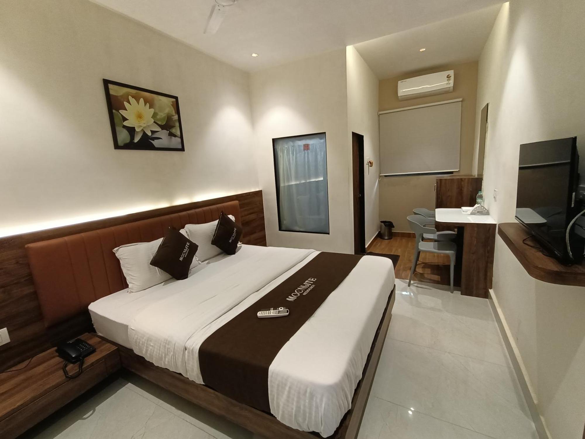 Hotel Moon Lite Residency - Marve Road Malad West Bombay Esterno foto