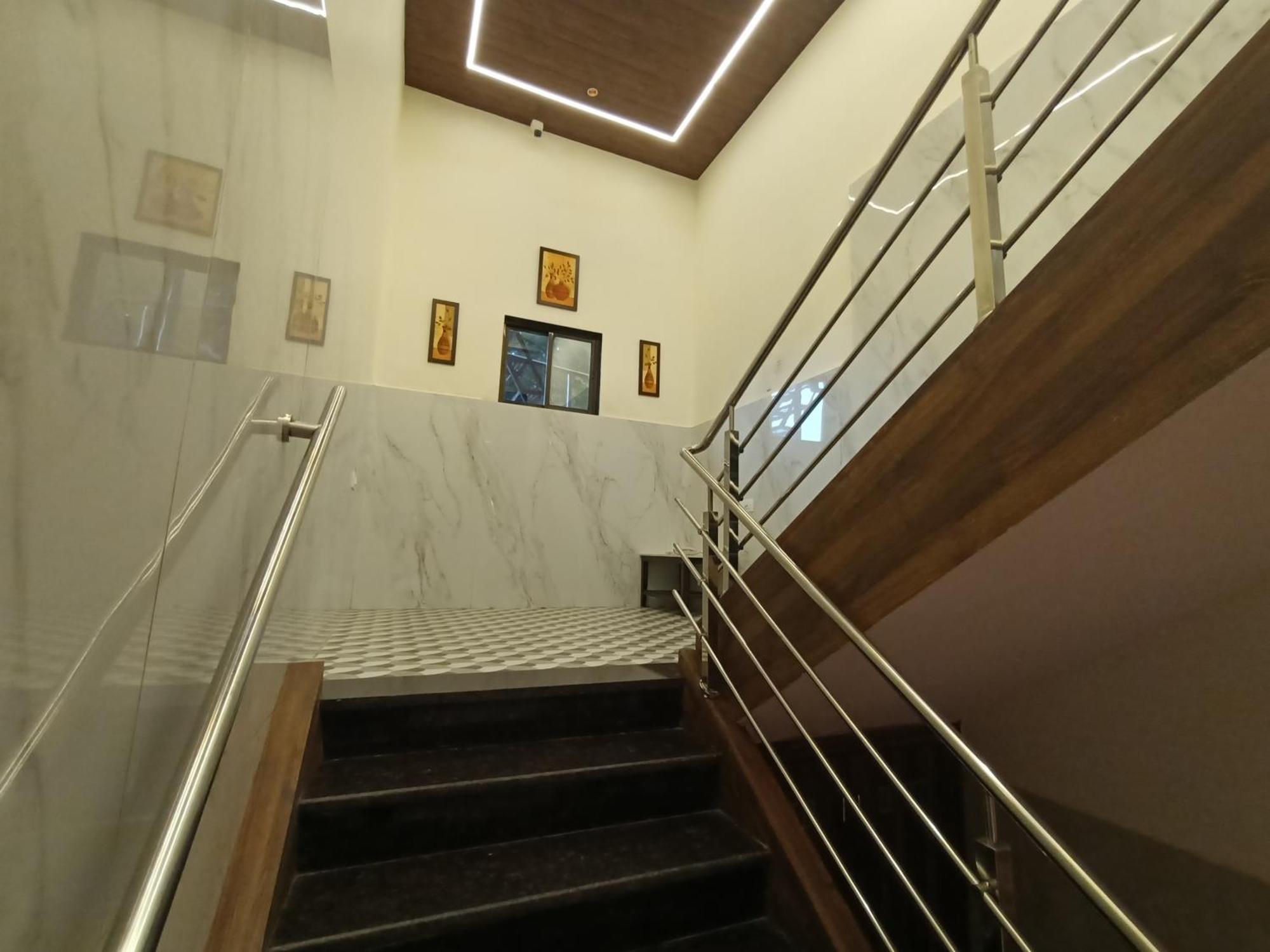 Hotel Moon Lite Residency - Marve Road Malad West Bombay Esterno foto